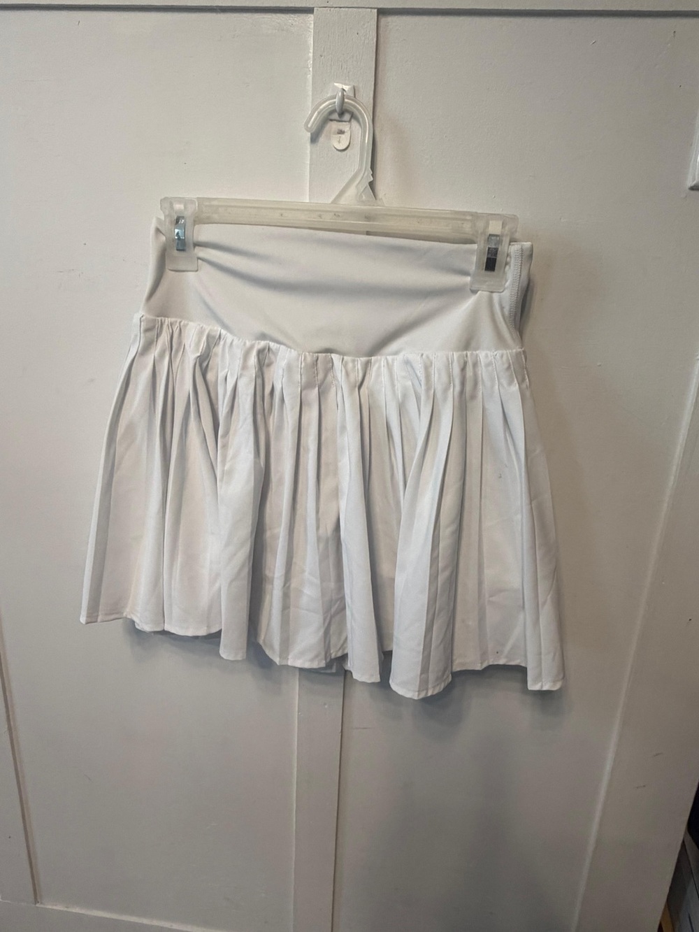 all in motion White Pleated Skater Skirt
